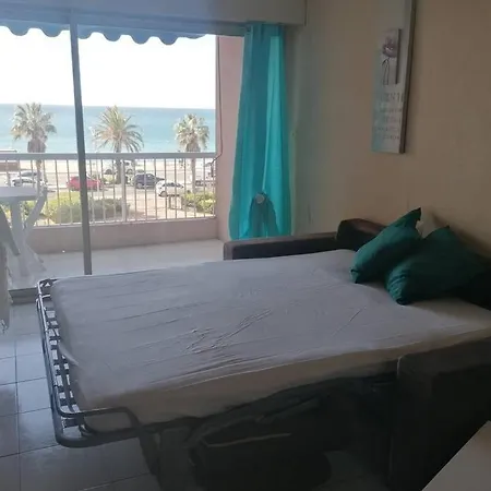 Appartement T2 45m2 face mer avec terrasse Appartement *